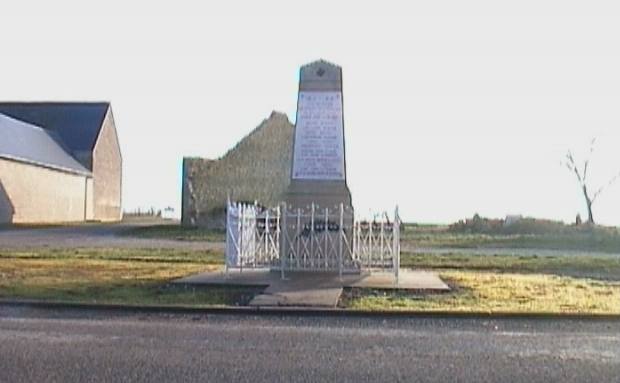 Monument aux morts de Bullainville 